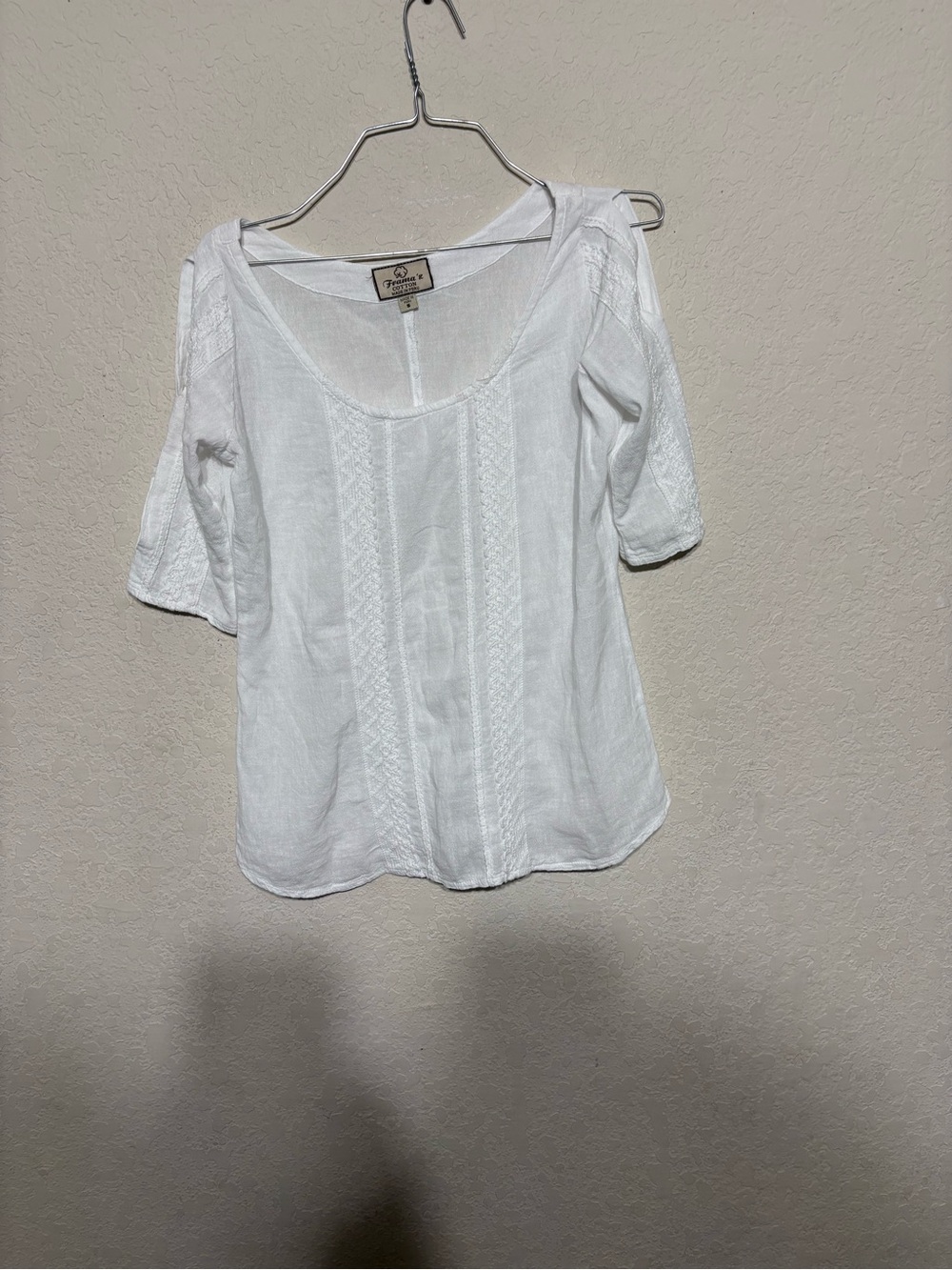 Frama’z Peru 100% Peruvian cotton White Embroidered Scoop-Neck Peasant Blouse